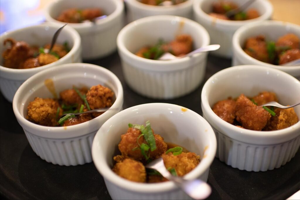 Instagram post from espacofinafestas. This post is in position 13.