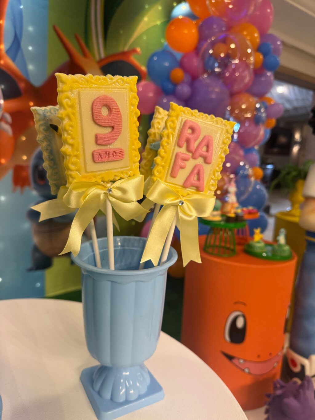 Instagram post from espacofinafestas. This post is in position 6.