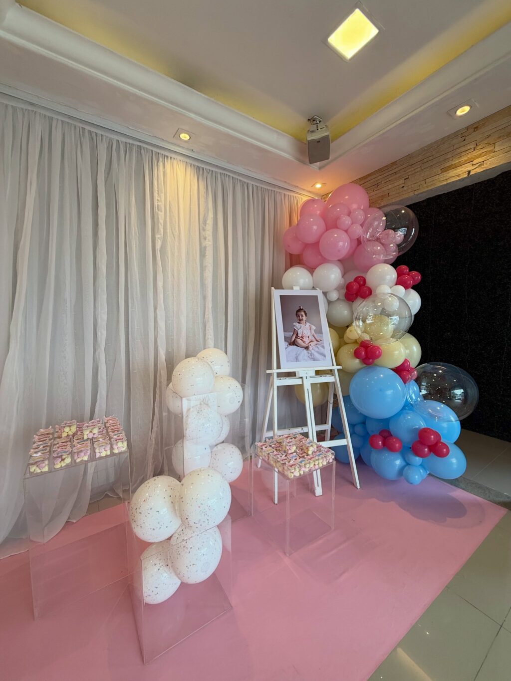 Instagram post from espacofinafestas. This post is in position 10.